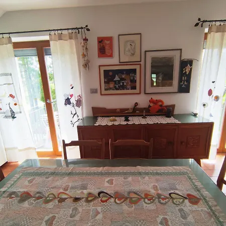 Leni Apartment *
