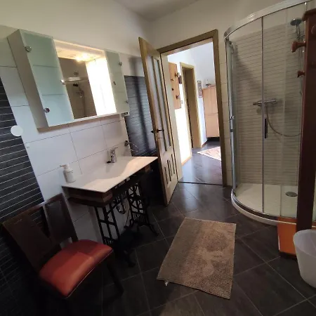 Leni Apartment Postojna