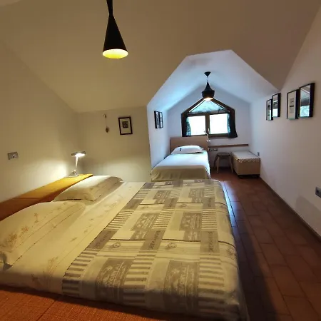 Leni Apartment *