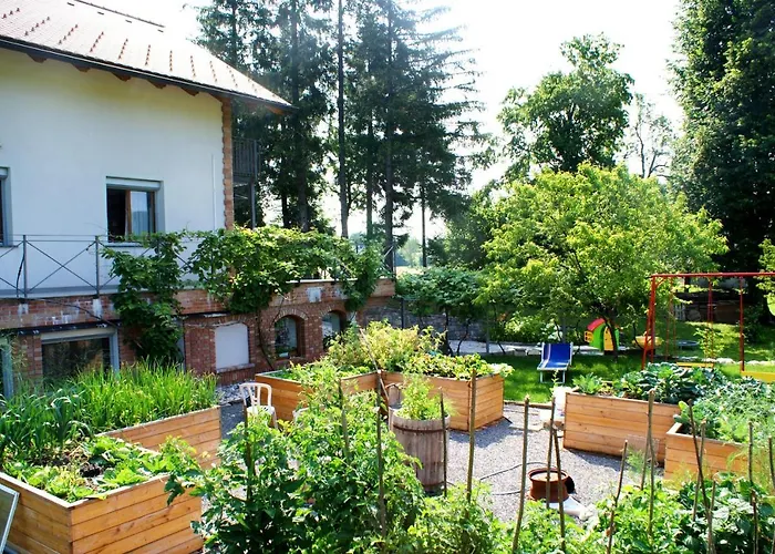 Leni アパート ポストイナ